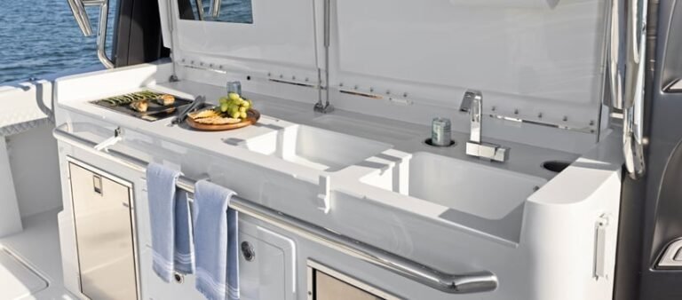 47-molokai-hull-2_callout-video-summer-kitchen-06272024