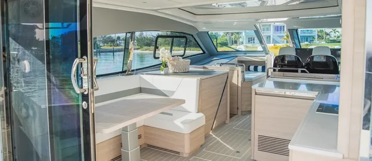 42-coupe-gallery-inside-1042x450