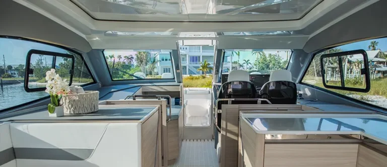 42-coupe-gallery-inside-2-1042x450