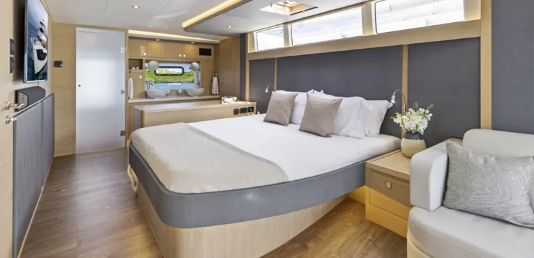 aquila-50-yacht-gallery-08-1140x550