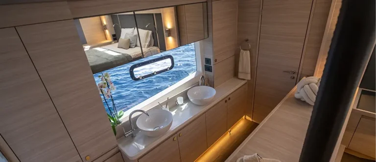 gallery11-46Y-OwnerCabin-A7R05358-1042x450